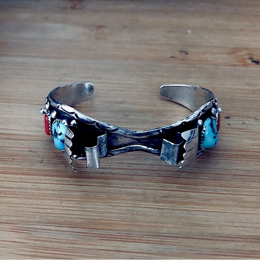 $235  Watch Cuff Vintage Navajo Signed Southwest Sterling Marked RB STERLING - Picture 3 of 11